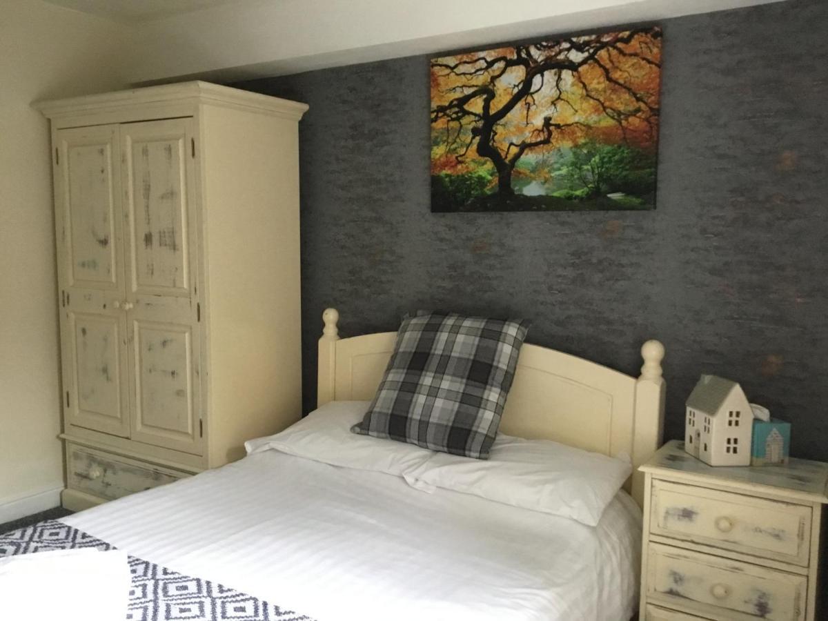 Kings Arms Hotel Reeth Extérieur photo